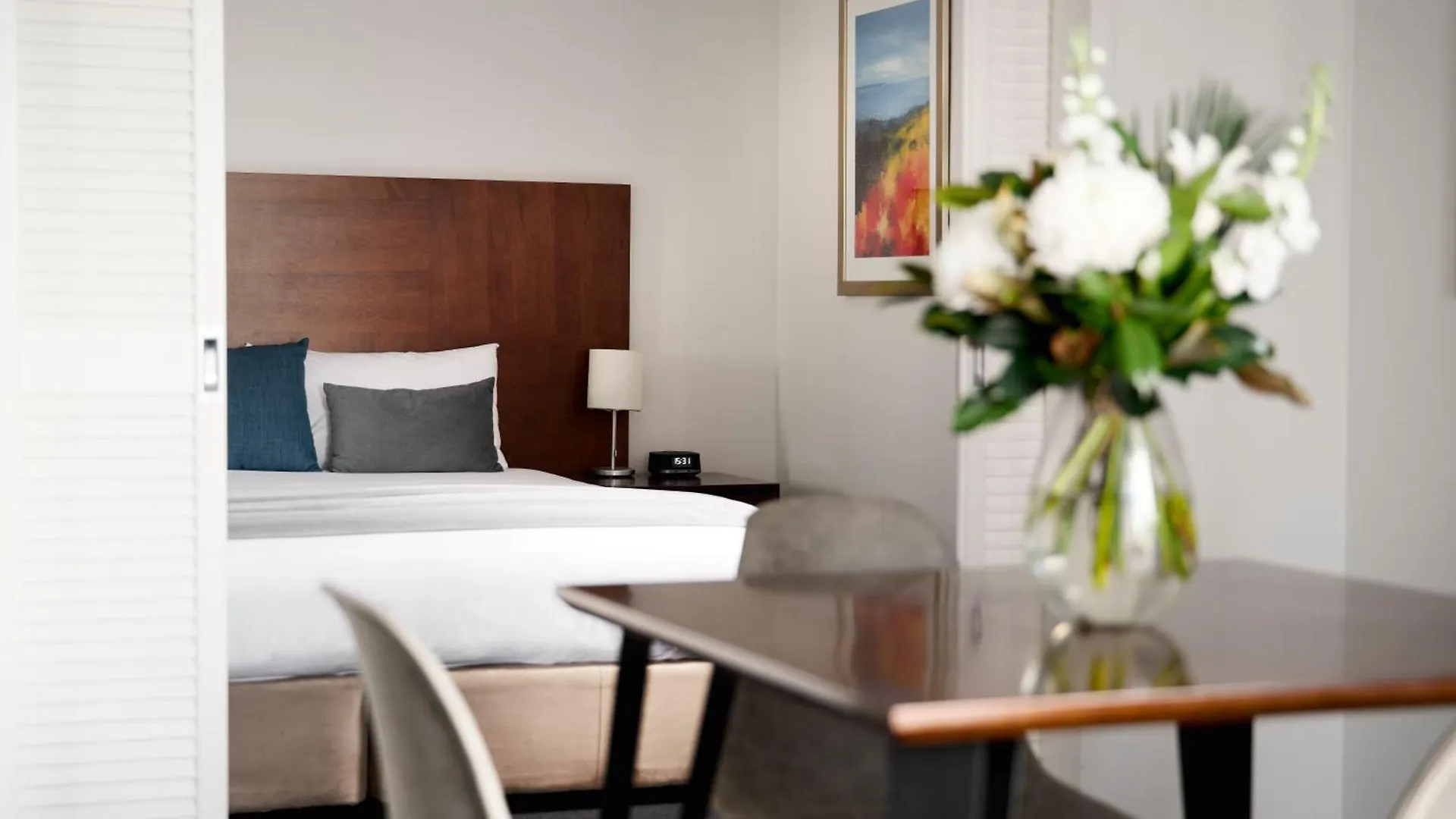 Quest West End Aparthotel Perth 4*,