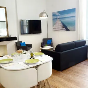 - Le Chic Apartment Arles